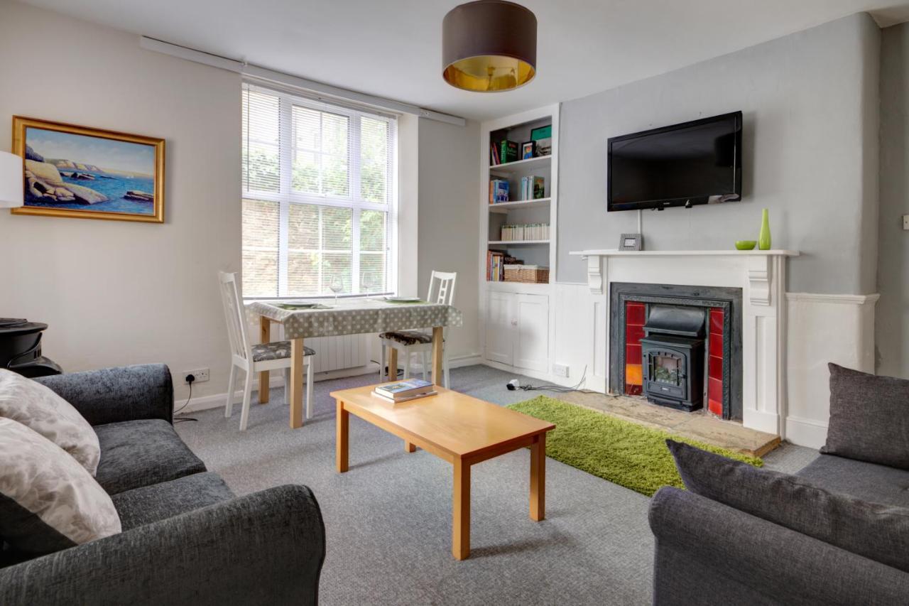 The Courtyard Cirencester Extérieur photo